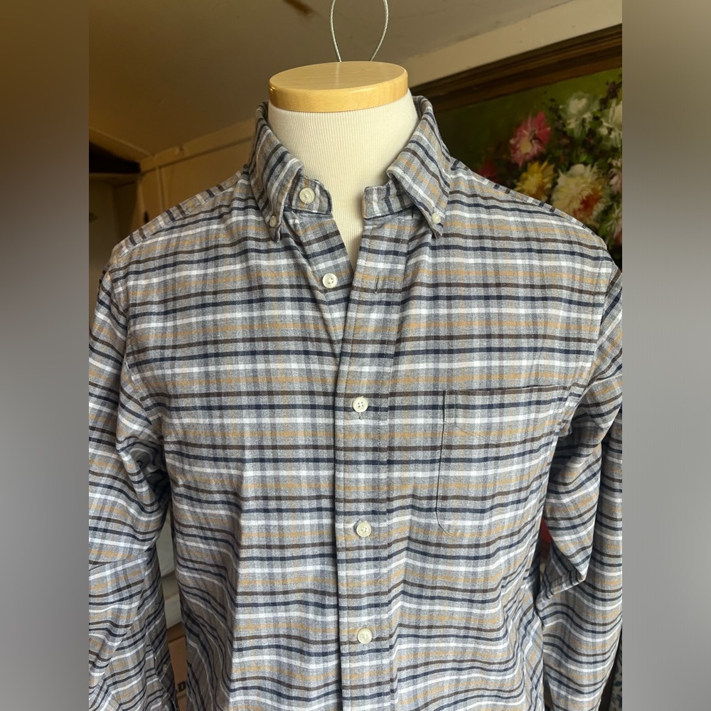 Cremieux classics medium COTTON button down - Picture 6 of 9